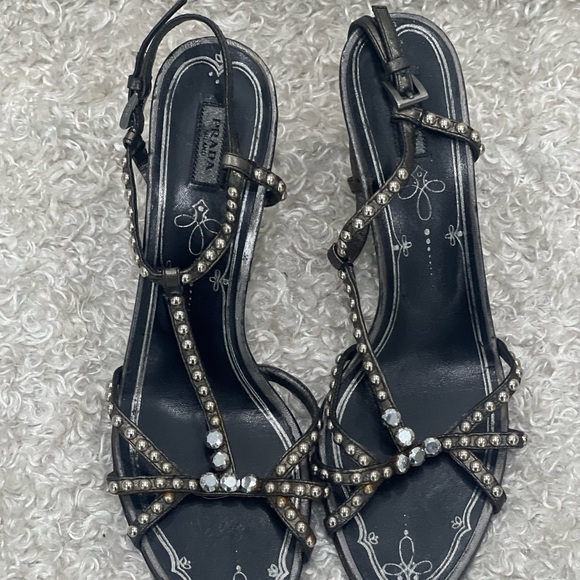 Prada Grey Metallic Studded Leather T Strap Sandals Size 39.5 - Picture 1 of 12